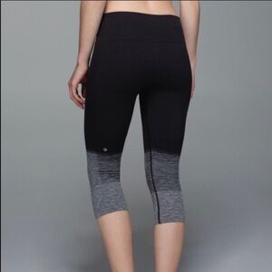 LULULEMON Seamlessly Street Crop Leggings 4